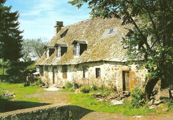 AUVERGNE MAISON